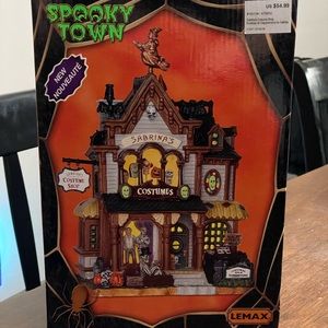 Lemax Spooky Town - Sabrina’s Costume Shop